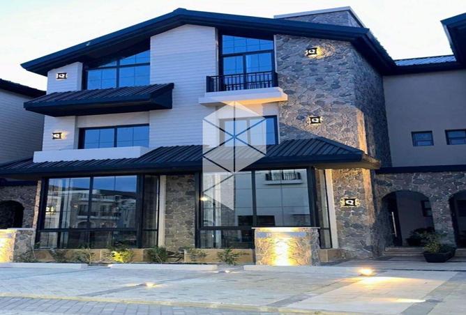 8330620 - Property Image 3