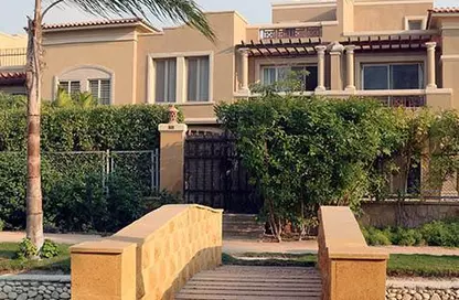 Villa - 4 Bedrooms - 4 Bathrooms for rent in Meadows Park - Sheikh Zayed Compounds - Sheikh Zayed City - Giza