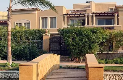 Twin House - 3 Bedrooms - 4 Bathrooms for sale in Meadows Park - Sheikh Zayed Compounds - Sheikh Zayed City - Giza