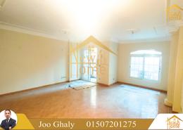 Apartment - 3 bedrooms - 2 bathrooms for للايجار in Mohamed Bahaa Al Din Al Ghouri St. - Smouha - Hay Sharq - Alexandria