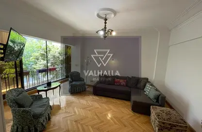 شقة - 3 غرف نوم - 2 حمامات للايجار في شارع شجرة الدر - الزمالك - القاهرة