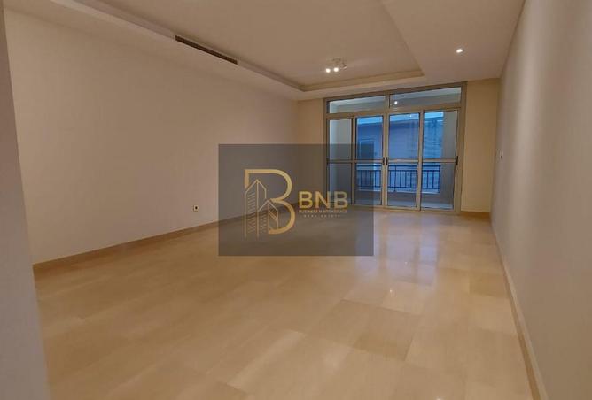 8036860 - Property Image 2