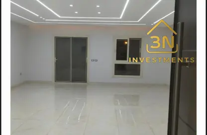 شقة - 3 غرف نوم - 2 حمامات للايجار في اللوتس الجنوبي - حى اللوتس - مدينة القاهرة الجديدة - القاهرة