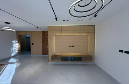 Apartment - 3 Bedrooms - 3 Bathrooms for sale in Madinaty - Cairo Apartment - 3 Bedrooms - 3 Bathrooms for sale in Madinaty - Cairo