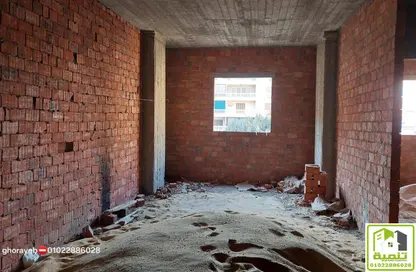 شقة - 3 غرف نوم - 1 حمام للبيع في البوابة الرابعة القديمة - حورس - حدائق الاهرام - الجيزة