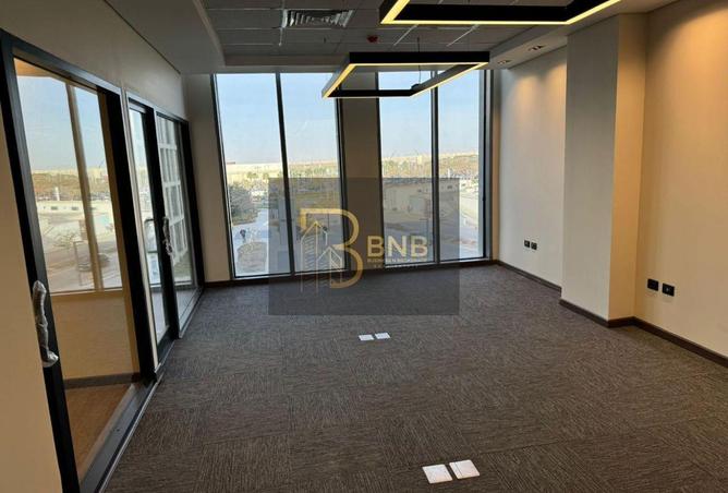 8110179 - Property Image 2