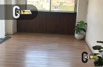 شقة - 3 غرف نوم - 4 حمامات للايجار في ميدان دجله - دجلة - حي المعادي - القاهرة شقة - 3 غرف نوم - 4 حمامات للايجار في ميدان دجله - دجلة - حي المعادي - القاهرة