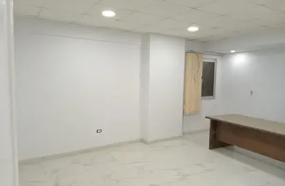 Office Space - Studio - 1 Bathroom for rent in Abbas Al Akkad St. - 1st Zone - Nasr City - Cairo
