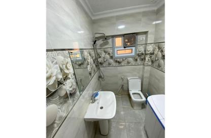 Apartment - 2 Bedrooms - 1 Bathroom for rent in 16th District - Sheikh Zayed City - Giza