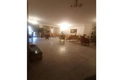 Apartment - 4 Bedrooms - 3 Bathrooms for sale in Makram Ebeid St. - 6th Zone - Nasr City - Cairo