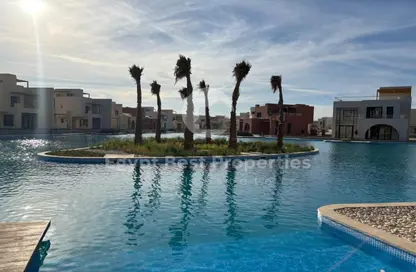 Chalet - 3 Bedrooms - 3 Bathrooms for sale in Makadi Orascom Resort - Makadi - Hurghada - Red Sea