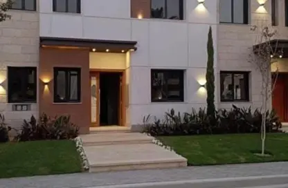 Apartment - 3 Bedrooms - 3 Bathrooms for sale in Azzar - 5th Settlement Compounds - The 5th Settlement - New Cairo City - Cairo