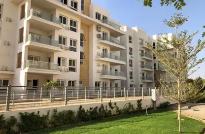 Apartment - 2 Bedrooms - 2 Bathrooms for sale in Mountain View iCity October - 6 October Compounds - 6 October City - Giza