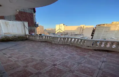 Apartment - 3 Bedrooms - 3 Bathrooms for sale in Mohamed Wageh Ahmed St. - Waboor Elmayah - Hay Wasat - Alexandria