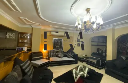 Apartment - 3 Bedrooms - 2 Bathrooms for rent in Al Gazaer Square - New Maadi - Hay El Maadi - Cairo
