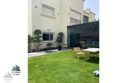 منزل مزدوج - 6 غرف نوم - 4 حمامات للبيع في اب تاون كايرو - المقطم - القاهرة