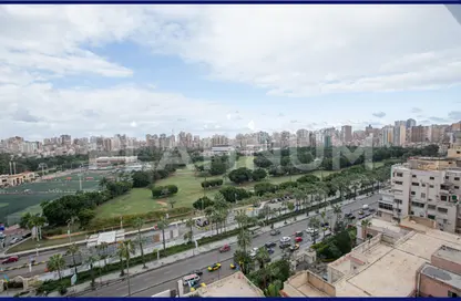Apartment - 4 Bedrooms - 4 Bathrooms for sale in Abo Qir St. - Sporting - Hay Sharq - Alexandria