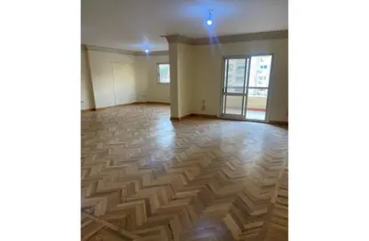 Office Space - Studio - 2 Bathrooms for rent in Abbas Al Akkad St. - 1st Zone - Nasr City - Cairo