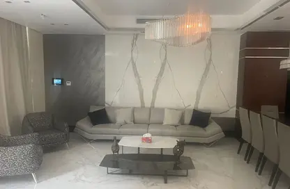 Villa - 5 Bedrooms - 4 Bathrooms for sale in El Rehab Extension - Al Rehab - New Cairo City - Cairo