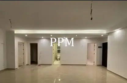 Apartment - 2 Bedrooms - 2 Bathrooms for rent in Palm Hills Village Gate - South Investors Area - New Cairo City - Cairo