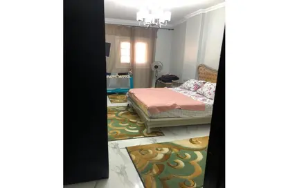 شقة - 3 غرف نوم - 2 حمامات للبيع في شارع دكتور سميرة موسي - الحي الخامس - مدينة العبور - القليوبية