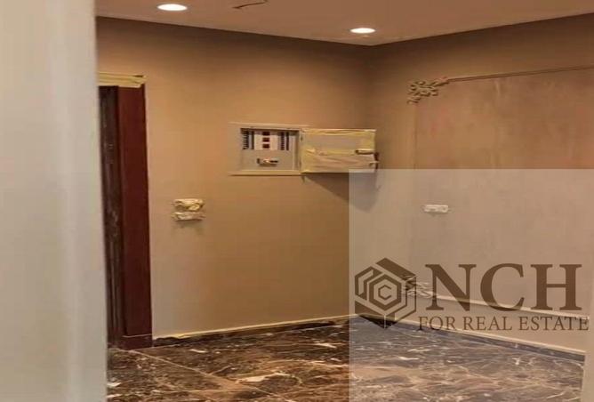 8364421 - Property Image 2