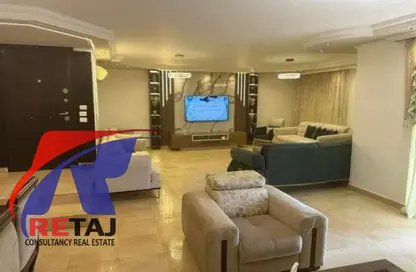 Apartment - 4 Bedrooms - 4 Bathrooms for rent in Ahmed Fakhry St. - 6th Zone - Nasr City - Cairo