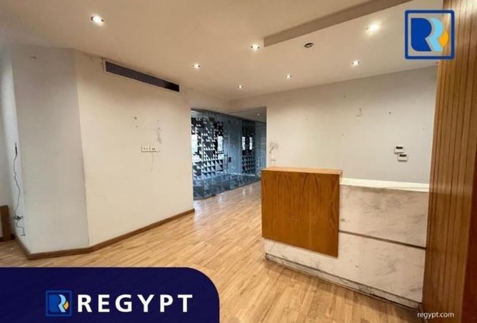 8305867 - Property Image 2