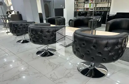 Shop - Studio - 2 Bathrooms for rent in Bank Center Street - South Teseen St. - The 5th Settlement - New Cairo City - Cairo