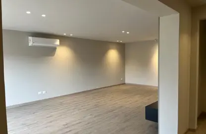 شقة - 3 غرف نوم - 4 حمامات للبيع في جوار - الحي الثالث عشر - الشيخ زايد - الجيزة