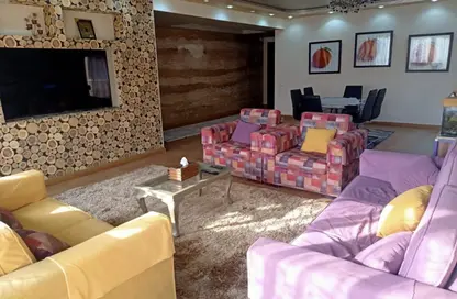Apartment - 3 Bedrooms - 2 Bathrooms for rent in Maadi - Hay El Maadi - Cairo