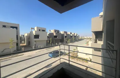 Townhouse - 4 Bedrooms - 4 Bathrooms for sale in The Crown - Cairo Alexandria Desert Road - 6 October City - Giza Townhouse - 4 Bedrooms - 4 Bathrooms for sale in The Crown - Cairo Alexandria Desert Road - 6 October City - Giza