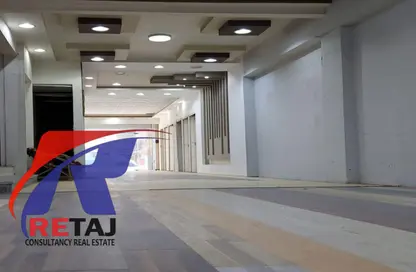 محل تجاري - استوديو - 2 حمامات للايجار في شارع مصطفي النحاس - المنطقة السادسة - مدينة نصر - القاهرة