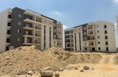 Apartment - 3 Bedrooms - 3 Bathrooms for sale in Isola Sheraton - El Saaqah St. - Sheraton Al Matar - El Nozha - Cairo
