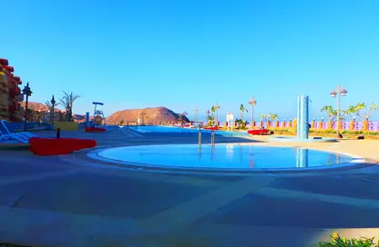 Chalet - 2 Bedrooms - 2 Bathrooms for sale in Hanging Gardens - Porto Sokhna - Al Ain Al Sokhna - Suez