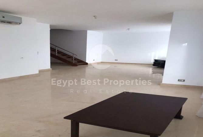 8376836 - Property Image 3