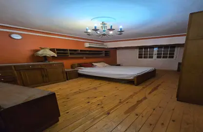 شقة - 2 غرف نوم - 1 حمام للبيع في شارع أحمد عرابي - المهندسين - الجيزة
