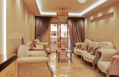 Apartment - 3 Bedrooms - 2 Bathrooms for sale in Smouha - Hay Sharq - Alexandria