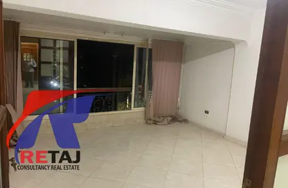 Apartment - 2 Bedrooms - 1 Bathroom for rent in Saeed Zakaria St. - Al Sefarat District - Nasr City - Cairo