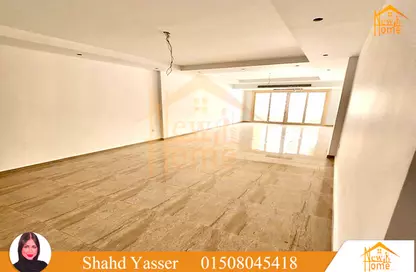 Apartment - 3 Bedrooms - 2 Bathrooms for sale in El Safwa - New Smouha - Smouha - Hay Sharq - Alexandria