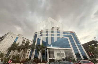 محل تجاري - استوديو - 1 حمام للايجار في شارع التسعين الشمالي - التجمع الخامس - مدينة القاهرة الجديدة - القاهرة
