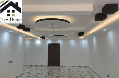 شقة - 3 غرف نوم - 2 حمامات للبيع في الهضبة العليا - المقطم - القاهرة