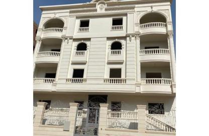 Apartment - 3 Bedrooms - 2 Bathrooms for sale in Al Nawadi St - Hadayek October - 6 October City - Giza