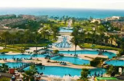 Chalet - 3 Bedrooms - 3 Bathrooms for sale in La Vista Bay - La Vista - Qesm Ad Dabaah - North Coast