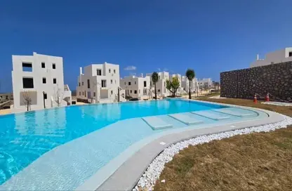 Chalet - 3 Bedrooms - 3 Bathrooms for sale in Jefaira - Ras Al Hekma - North Coast