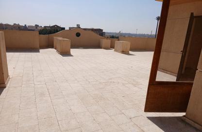 Roof - 3 Bedrooms - 1 Bathroom for rent in West Somid Road - West Somid - 6 October City - Giza