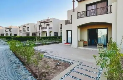 Chalet - 2 Bedrooms - 3 Bathrooms for sale in Makadi Orascom Resort - Makadi - Hurghada - Red Sea