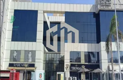 محل تجاري - استوديو للايجار في محور محمد نجيب - المستثمرين الشمالية - مدينة القاهرة الجديدة - القاهرة