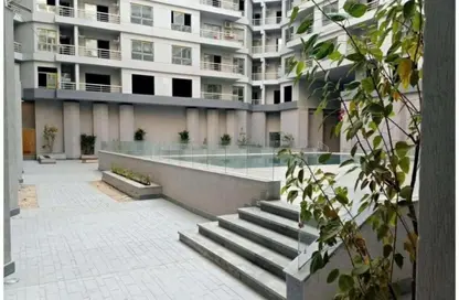 Apartment - 2 Bedrooms - 1 Bathroom for sale in Degla Landmark - Nasr City Compounds - Nasr City - Cairo