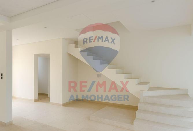 8156906 - Property Image 3